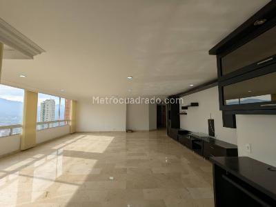 Apartamento en venta en El Tesoro, Medellín · foto 2 de 17
