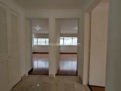 Apartamento en venta en El Tesoro, Medellín · foto 9 de 17