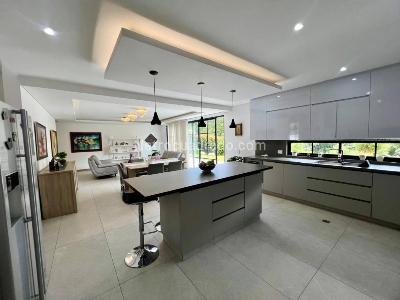 Casa de 3 alcobas en venta en Llano Grande, Rionegro, 236 m² · foto 10 de 20