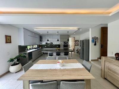 Casa de 3 alcobas en venta en Llano Grande, Rionegro, 236 m² · foto 11 de 20