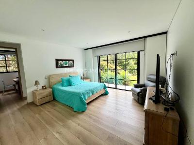 Casa de 3 alcobas en venta en Llano Grande, Rionegro, 236 m² · foto 16 de 20