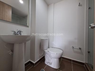 Apartamento de 2 alcobas en arriendo en Niquia, Bello, 53 m² · foto 6 de 17