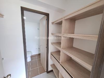 Apartamento de 2 alcobas en arriendo en Niquia, Bello, 53 m² · foto 12 de 17