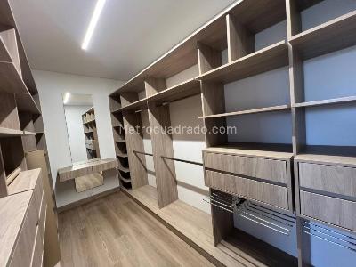 Apartamento de 3 alcobas en venta en Llano Grande, Rionegro, 291 m² · foto 12 de 19
