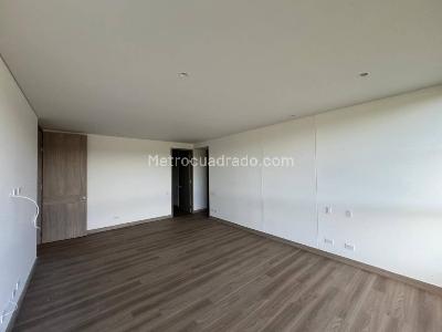 Apartamento de 3 alcobas en venta en Llano Grande, Rionegro, 291 m² · foto 14 de 19