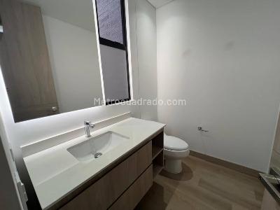 Apartamento de 3 alcobas en venta en Llano Grande, Rionegro, 291 m² · foto 19 de 19