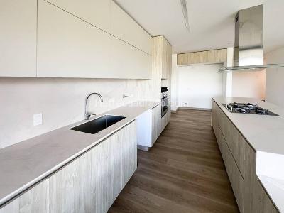 Apartamento de 3 alcobas en venta en Llano Grande, Rionegro, 291 m² · foto 3 de 19