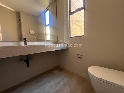 Apartamento de 3 alcobas en venta en Llano Grande, Rionegro, 291 m² · foto 6 de 19