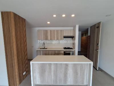 Apartamento en arriendo en Ciudad Del Rio, Medellín · foto 4 de 20