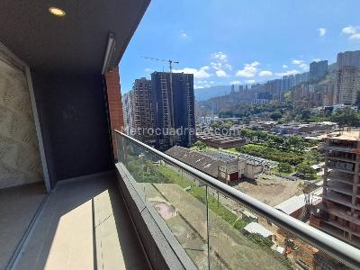 Apartamento en arriendo en Ciudad Del Rio, Medellín · foto 8 de 20