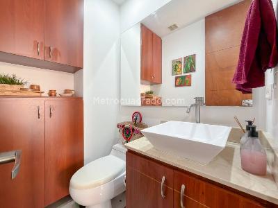 Apartamento de 3 alcobas en venta en Laureles, Medellín, 155 m² · foto 13 de 20