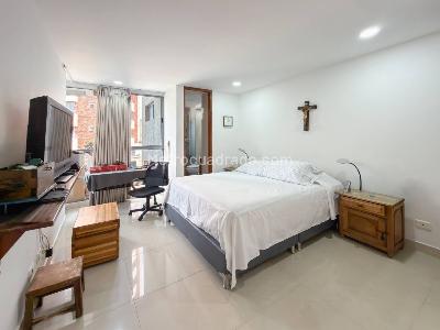 Apartamento de 3 alcobas en venta en Laureles, Medellín, 155 m² · foto 20 de 20