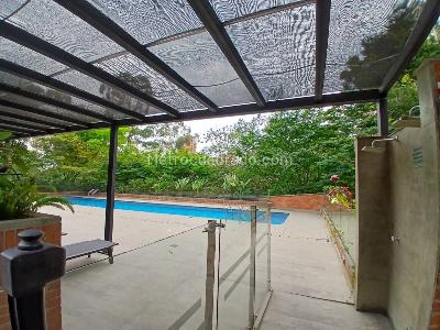 Apartamento de 2 alcobas en arriendo en Castropol, Medellín, 100 m² · foto 19 de 20