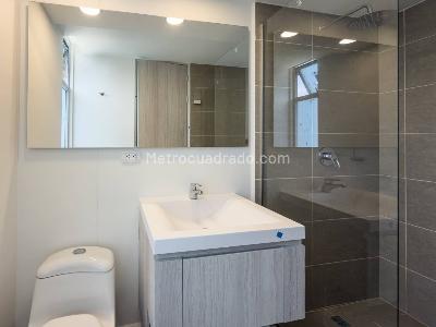 Apartamento en venta en El Poblado, Medellín · foto 7 de 20