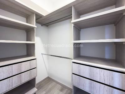 Apartamento en venta en El Poblado, Medellín · foto 9 de 20