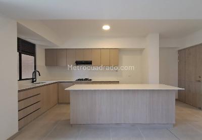Apartamento de 3 alcobas en arriendo en Ciudad Del Rio, Medellín, 79 m² · foto 6 de 20