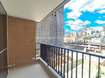Apartamento de 3 alcobas en arriendo en Ciudad Del Rio, Medellín, 79 m² · foto 9 de 20