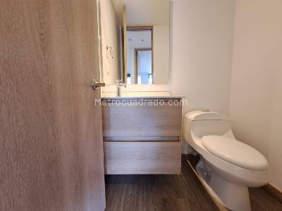 Apartaestudio en arriendo en Loma De Los Gonzalez, Medellín · foto 5 de 17