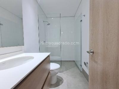 Apartaestudio en arriendo en Loma De Los Gonzalez, Medellín · foto 14 de 17