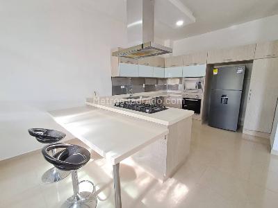 Casa de 4 alcobas en arriendo en El Tesoro, Medellín, 300 m² · foto 5 de 20