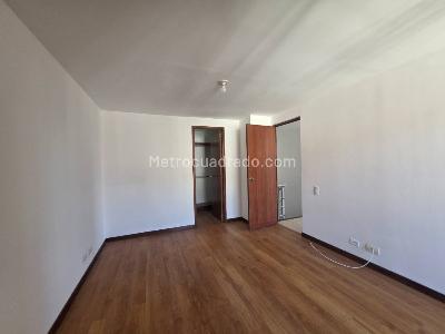 Apartamento de 3 alcobas en venta en Los Balsos, Medellín, 111 m² · foto 11 de 20
