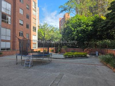Apartamento de 3 alcobas en venta en Los Balsos, Medellín, 111 m² · foto 12 de 20