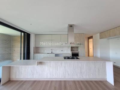 Apartamento de 3 alcobas en arriendo en Llanogrande, Rionegro, 291 m² · foto 2 de 20