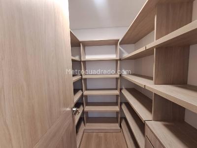 Apartamento de 3 alcobas en arriendo en Llanogrande, Rionegro, 291 m² · foto 6 de 20