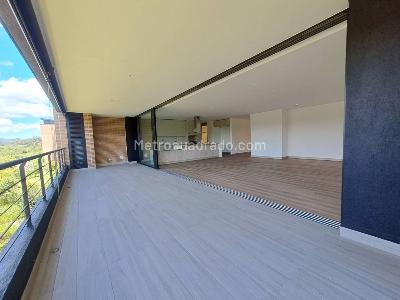 Apartamento de 3 alcobas en arriendo en Llanogrande, Rionegro, 291 m² · foto 9 de 20