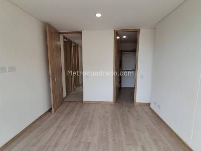 Apartamento en arriendo en Loma San Jose, Sabaneta · foto 9 de 20