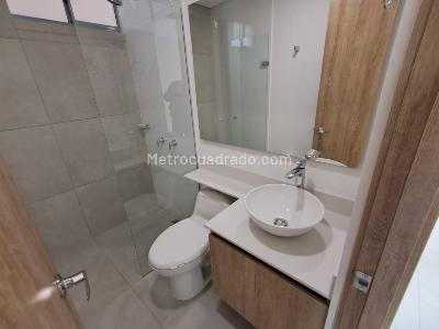 Apartamento en arriendo en Loma San Jose, Sabaneta · foto 13 de 20