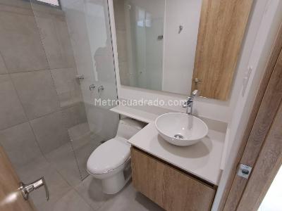 Apartamento en arriendo en Loma San Jose, Sabaneta · foto 14 de 20