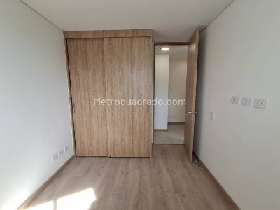 Apartamento en arriendo en Loma San Jose, Sabaneta · foto 18 de 20