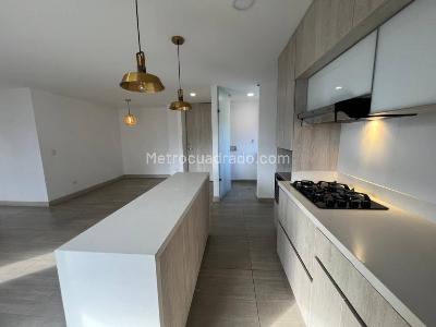 Apartamento en venta en Alto De Las Flores, Sabaneta · foto 7 de 19