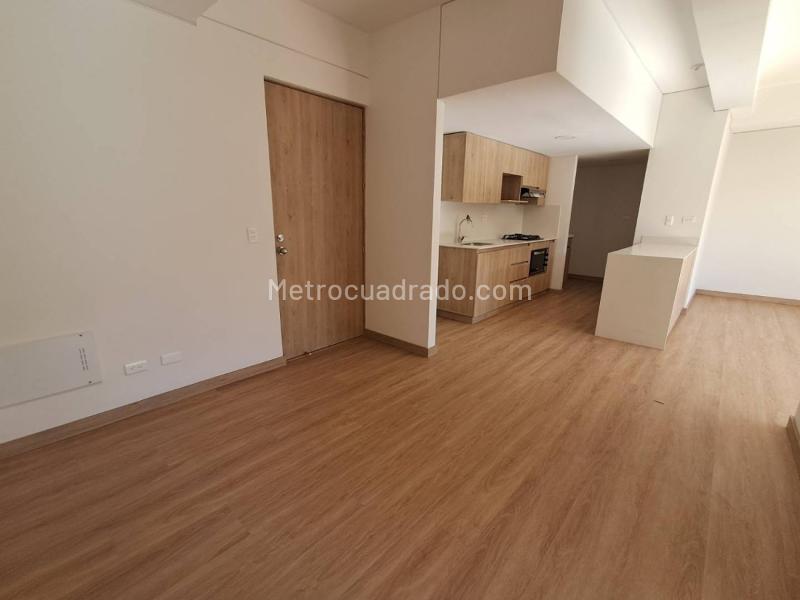 Piso – Medellín, Barrio Nuevo, Bello - Más