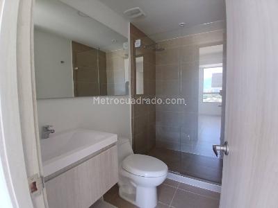 Apartamento de 2 alcobas en arriendo en Ciudad Del Rio, Medellín, 91 m² · foto 11 de 16