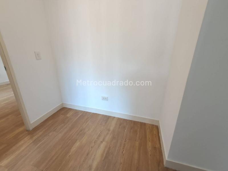 3BR Apartment in Niquia (65 m²) - 4