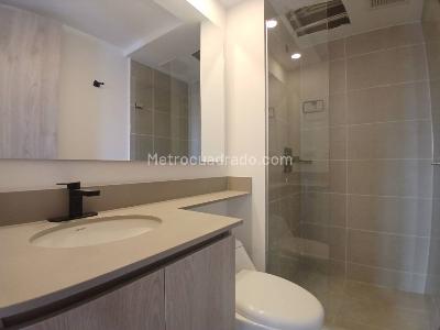 Apartamento de 3 alcobas en arriendo en Ciudad Del Rio, Medellín, 78 m² · foto 9 de 20