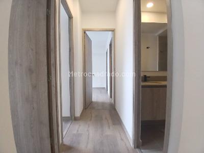 Apartamento de 3 alcobas en arriendo en Ciudad Del Rio, Medellín, 78 m² · foto 10 de 20
