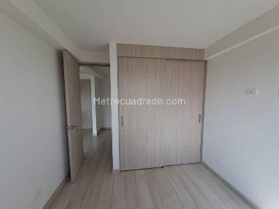 Apartamento de 2 alcobas en venta en San Antonio, Rionegro, 66 m² · foto 11 de 15
