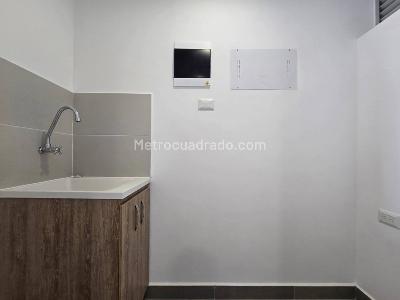 Apartamento de 2 alcobas en venta en San Nicolas, Rionegro, 68 m² · foto 4 de 20