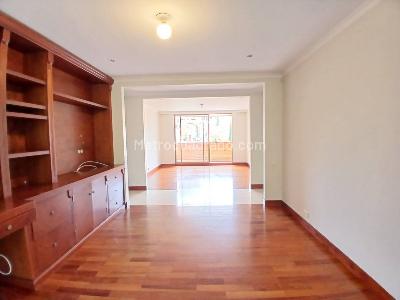 Apartamento de 4 alcobas en venta en Loma De Los Gonzalez, Medellín, 226 m² · foto 10 de 20