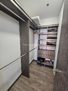 Apartamento de 2 alcobas en venta en El Poblado, Medellín, 72 m² · foto 5 de 20