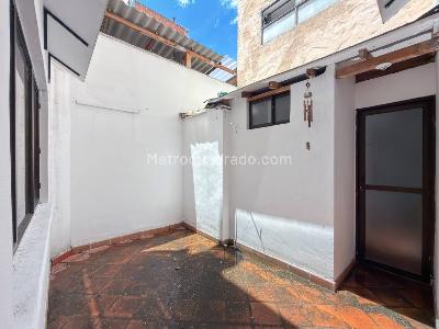 Apartamento de 3 alcobas en venta en Estadio, Medellín, 130 m² · foto 17 de 20