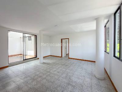 Apartamento de 3 alcobas en venta en Estadio, Medellín, 130 m² · foto 19 de 20