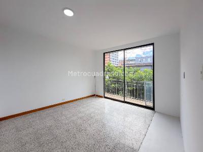 Apartamento de 3 alcobas en venta en Estadio, Medellín, 130 m² · foto 2 de 20