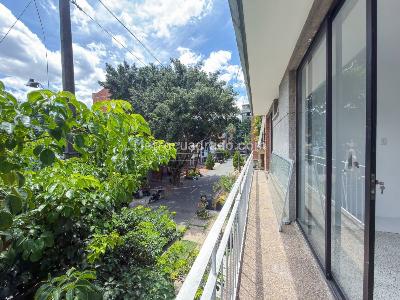 Apartamento de 3 alcobas en venta en Estadio, Medellín, 130 m² · foto 3 de 20