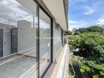 Apartamento de 3 alcobas en venta en Estadio, Medellín, 130 m² · foto 5 de 20