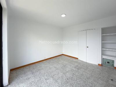 Apartamento de 3 alcobas en venta en Estadio, Medellín, 130 m² · foto 9 de 20