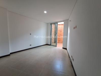 Apartamento de 3 alcobas en arriendo en El Velodromo, Medellín, 135 m² · foto 14 de 18